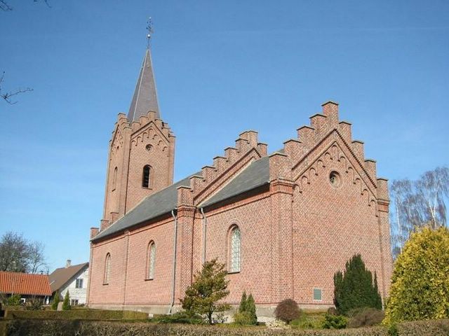 Over Hadsten Kirke