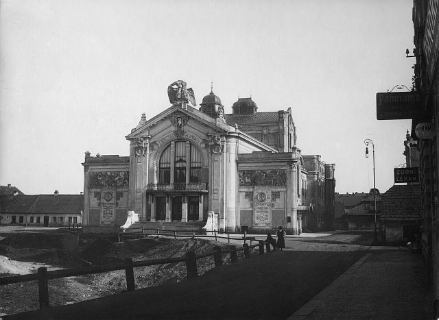 Divadlo kolem roku 1910