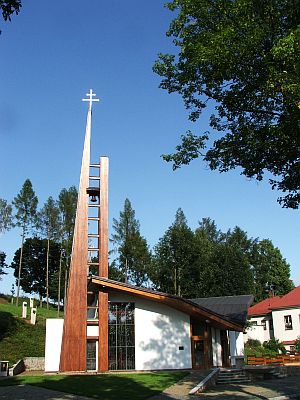 Kostel ve Slavkovicich