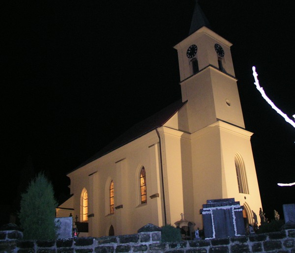 pulnocní kostel