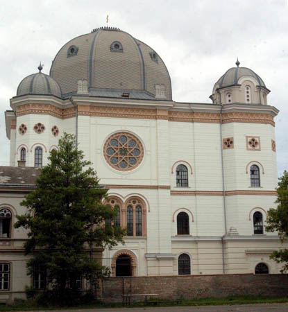 Synagogue of Györ _2
