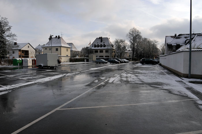 Parking space - former kouzergroum - overview