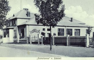 Záblatí - historicka fotografie zdejsi Sokolovny