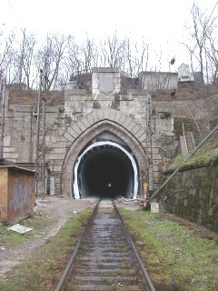 Pôvodný starý tunel