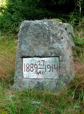 Pomník 1889-1914 v sedle