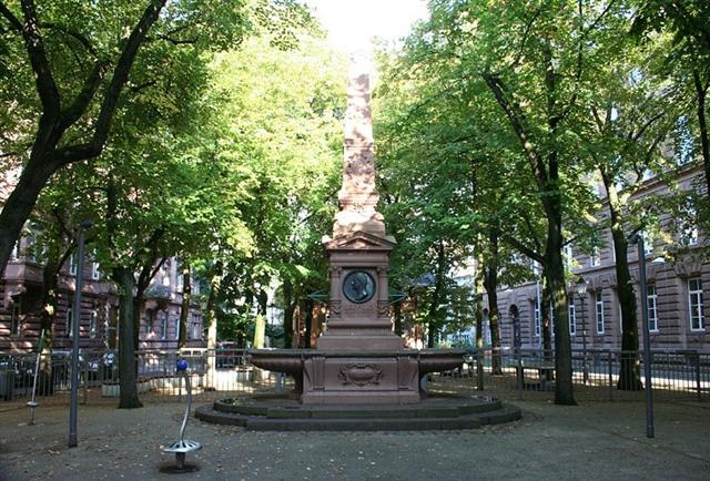 Großherzog-Leopold-Denkmal