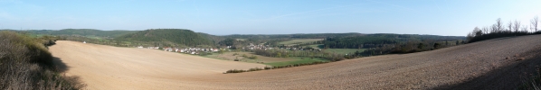 Jarní panorama s Lazy a Nebřezinami