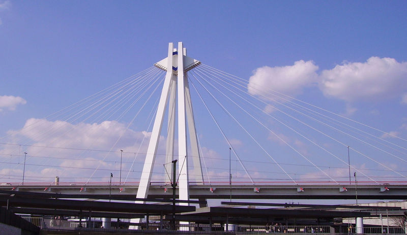 Die Pylon-Brücke