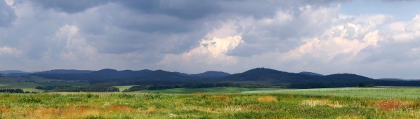 Panoramatický pohled na vrcholy Sedmihoří