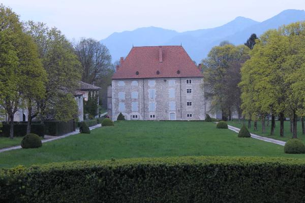 Le chateau de Bernis_01.JPG (274002 octets)