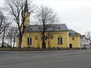 kostel v Hrabyni