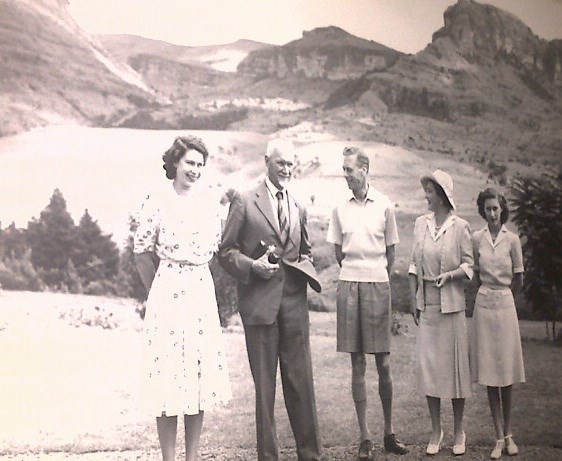 The Royal Family visit the Drakensberg.