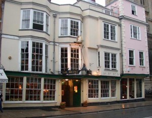 Q1. Name this popular Oxford Inn :)