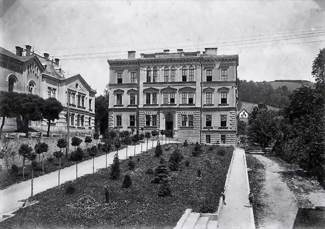 Horní škola 1900