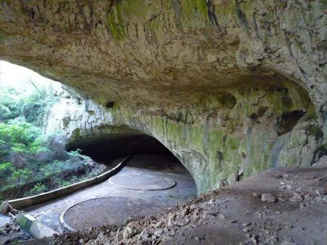 Devetaki Cave