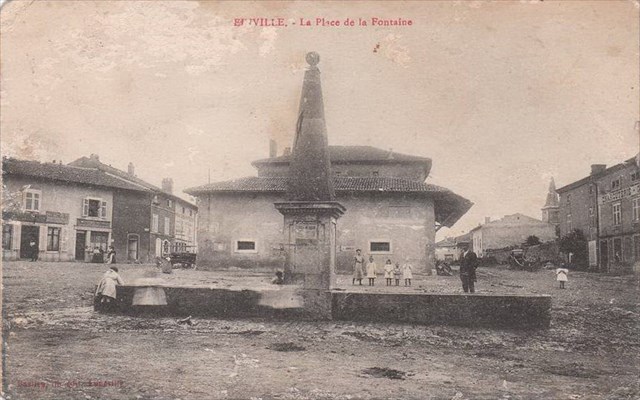 Place de la Fontaine
