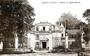 Gagny - Maison Blanche Chateau Past Front
