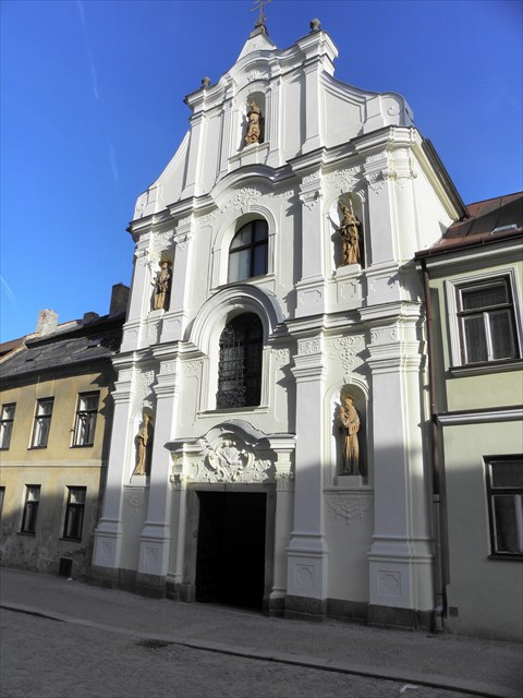 kostel Nanebevzetí Panny Marie.JPG