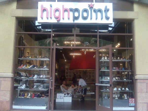 highpoint shoe stores