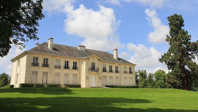 Le Château de Rentilly - Avant...