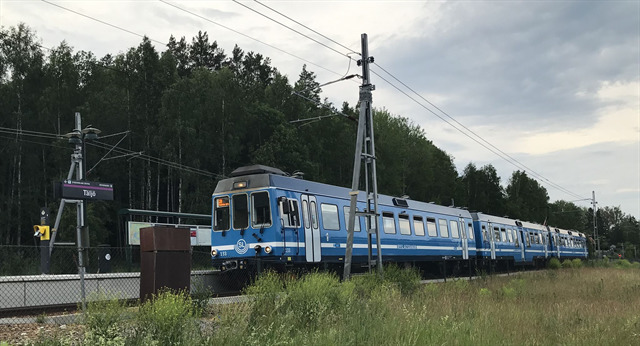 Tåg vid Täljö