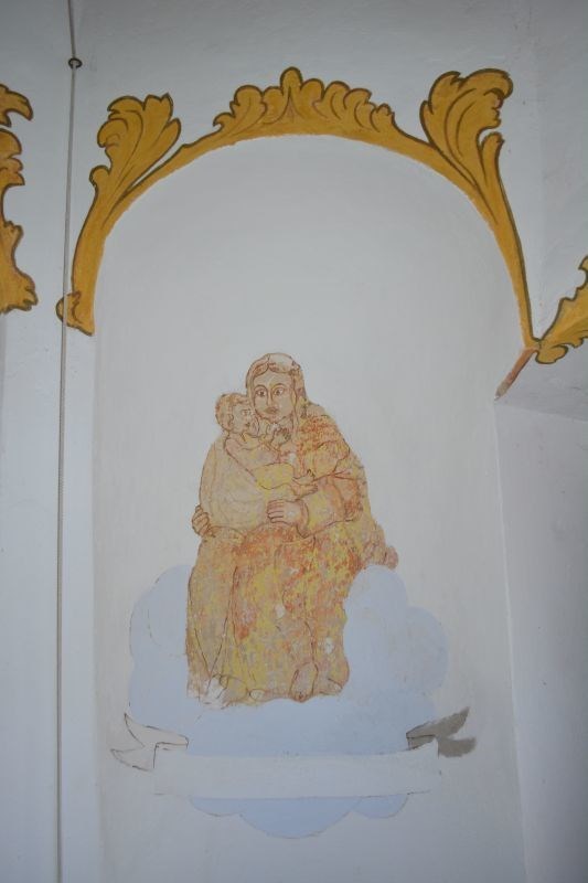 Maria z Jezusem (wnęka północna) - po odtworzeniu (brak jeszcze podpisu).