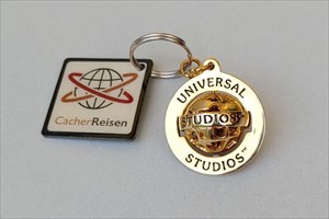 (Mini) Golden Globe with tag