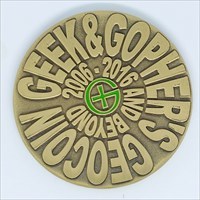 Geek and Gopher 10.000 Finds Geocoin front