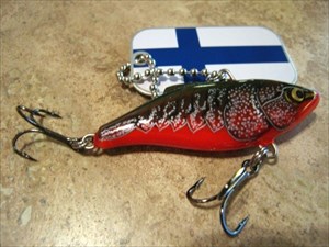 Finland Flag and Lure RNR-5