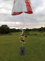 Parachuting Max