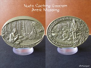 Nude Caching Geocoin - Antik Messing