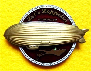 Zeppelin Old Style Supporter Coin Front