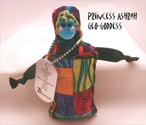 Princess Ashrah, Goddess of Geocaching