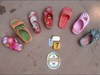 sept petits pieds A la découverte du Laos........&#13;&#10;Tb déposé au Ethnology Museum de Luang Prabang