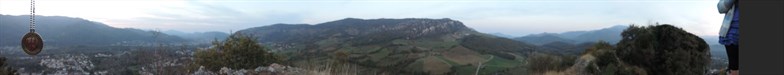 vue sur Foix avec Christopherus Vue sur Foix depuis le pain de sucre (pic de montgaillard).