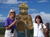 At Smokey Bear stop Georgia took time out from her search to go on a side-trip. She accompanied Mac Goddess, Upright Blue TB, Kat and Captain Bligh to the Smokey Bear Museum in Capitan, NM. Here they are (Captain Bligh took the photo) posing with the Smokey Bear icon.