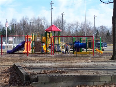 Parmalee Park Playground - Lambertville, Michiagn - Public Playgrounds ...