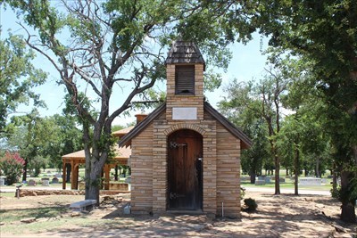 Little Chapel at Pioneer Cemetery - Graham, TX - Cemetery Chapels on ...