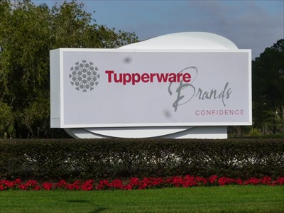 nødsituation vedlægge Forbyde Tupperware Brands Corporation - Orlando, Florida, USA. - Publicly Held  Corporation Headquarters on Waymarking.com