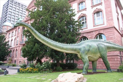 Diplodocus Longus - Frankfurt, Germany - Dinosaur Statues on Waymarking.com