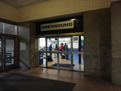 newark penn station greyhound
