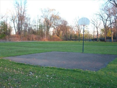 Eastern Park Basketball Court, Tonawanda, NY - Outdoor Basketball