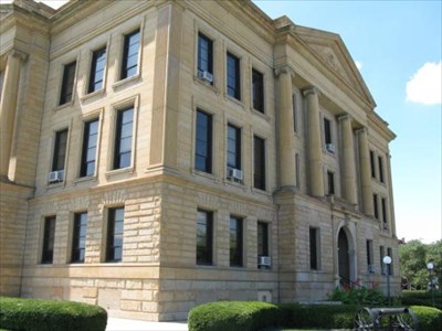 Logan County Court - Courthouses on Waymarking.com