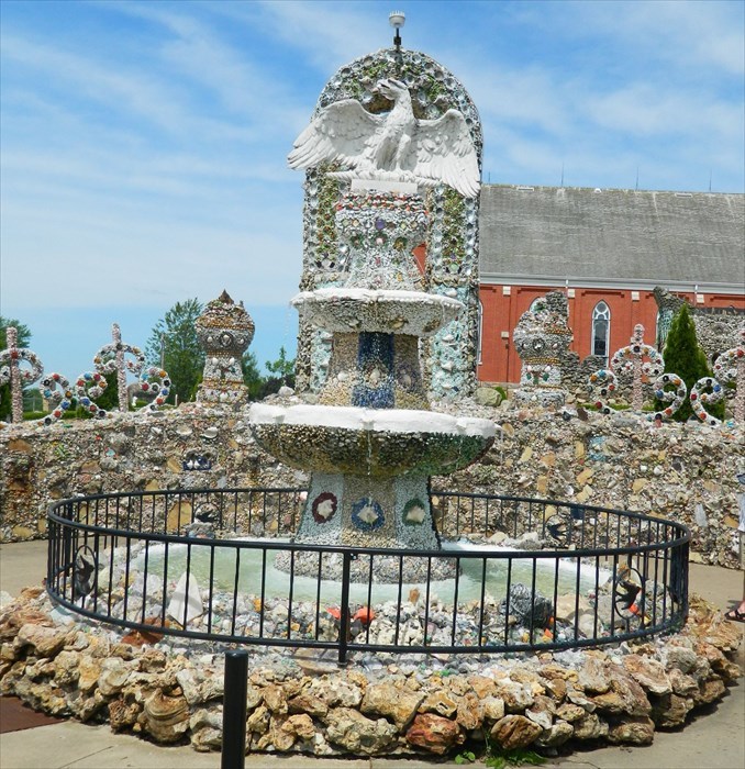 Dickeyville Grotto Fountain