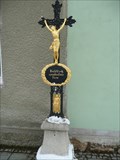 Image for Kovový kríž na kamenném podstavci na ulici Cenkovská / Metal cross on a stone pedestal in the street Cenkovská, Trešt , Czech Republic