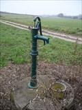 Image for Handbetriebene Wasserpumpe in der Nähe von Weinbergen - Austria