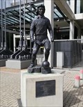 Image for Fußballer-Statue Heinz Flohe dribbelt vor der Südtribüne - Köln, NRW [GER]