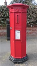 Image for Framlingham  Suffolk: Victorian post box