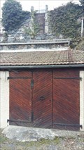 Image for La porte qui donne sur le toit - Monistrol d'Allier, Auvergne Rhône Alpes