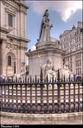 Image for Queen Anne in front of St. Paul's Cathedral (London, UK)